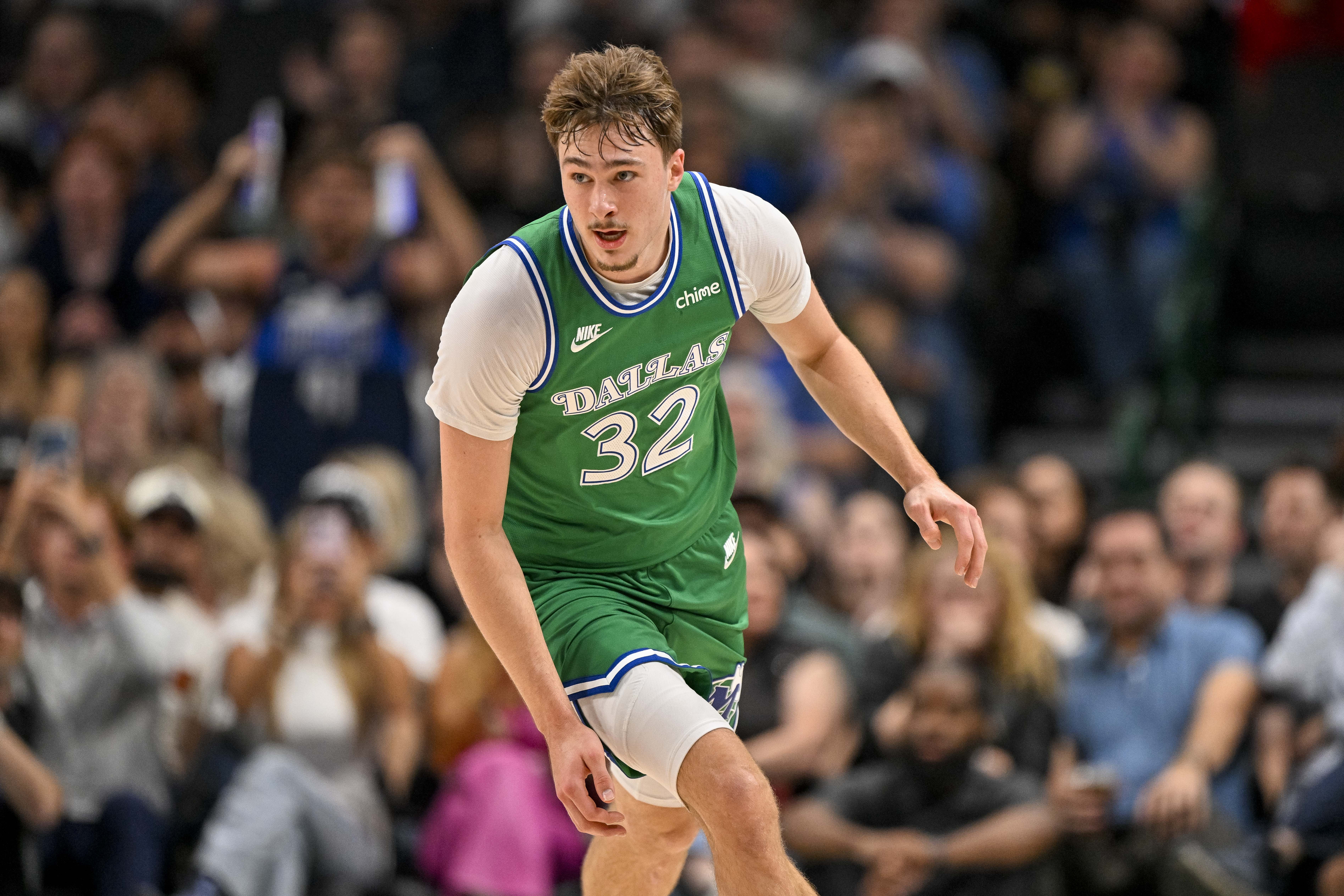 【菜鸟】弗拉格19中5得12分4板2帽 哈珀13分6板 埃奇库姆13分5助